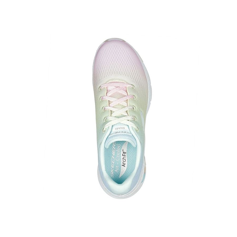 Skechers
